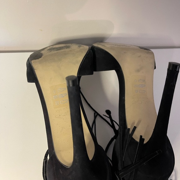 Aldo - suede heels - Picture 2 of 3